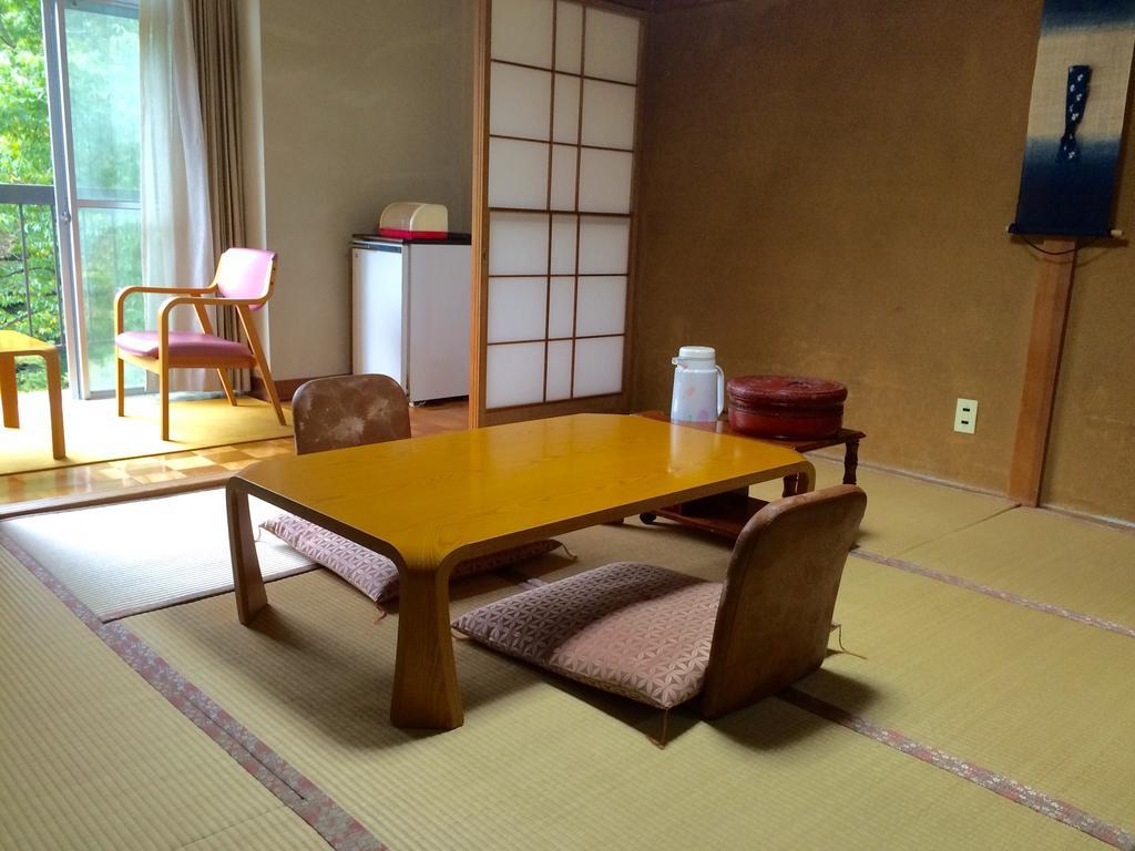 湯野上温泉 源泉かけ流し 渓谷美の宿 ホテル 大坂屋 下郷町 エクステリア 写真